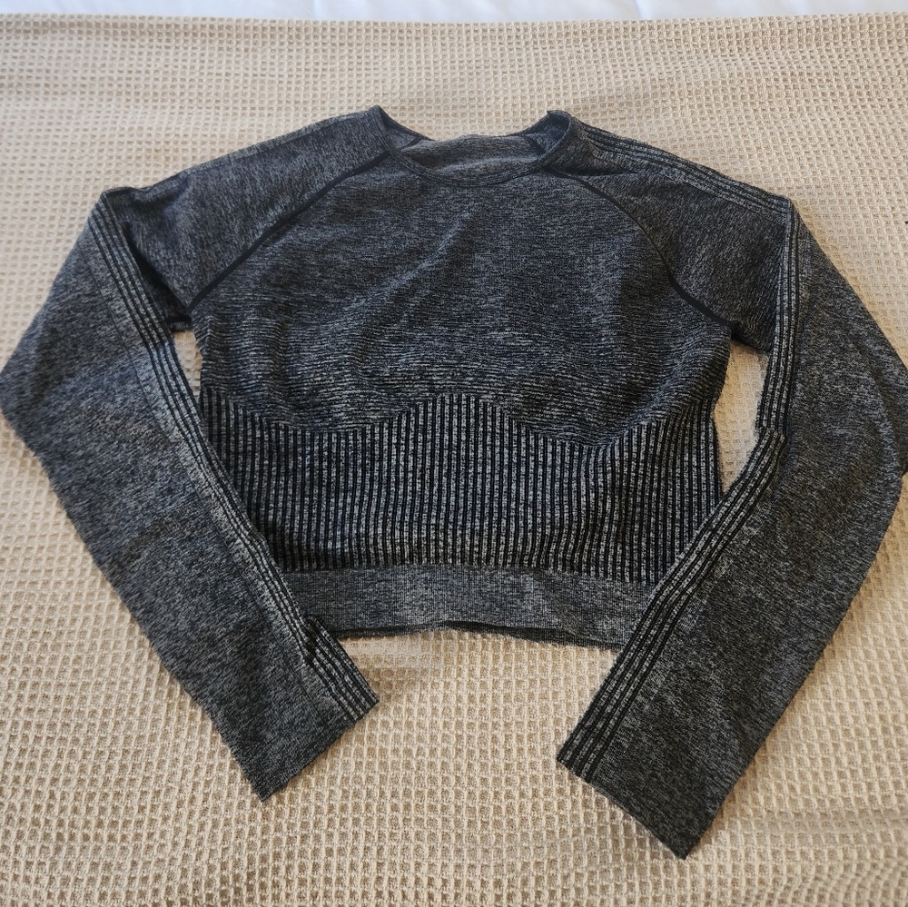 Gray Long Sleeve Knit Top